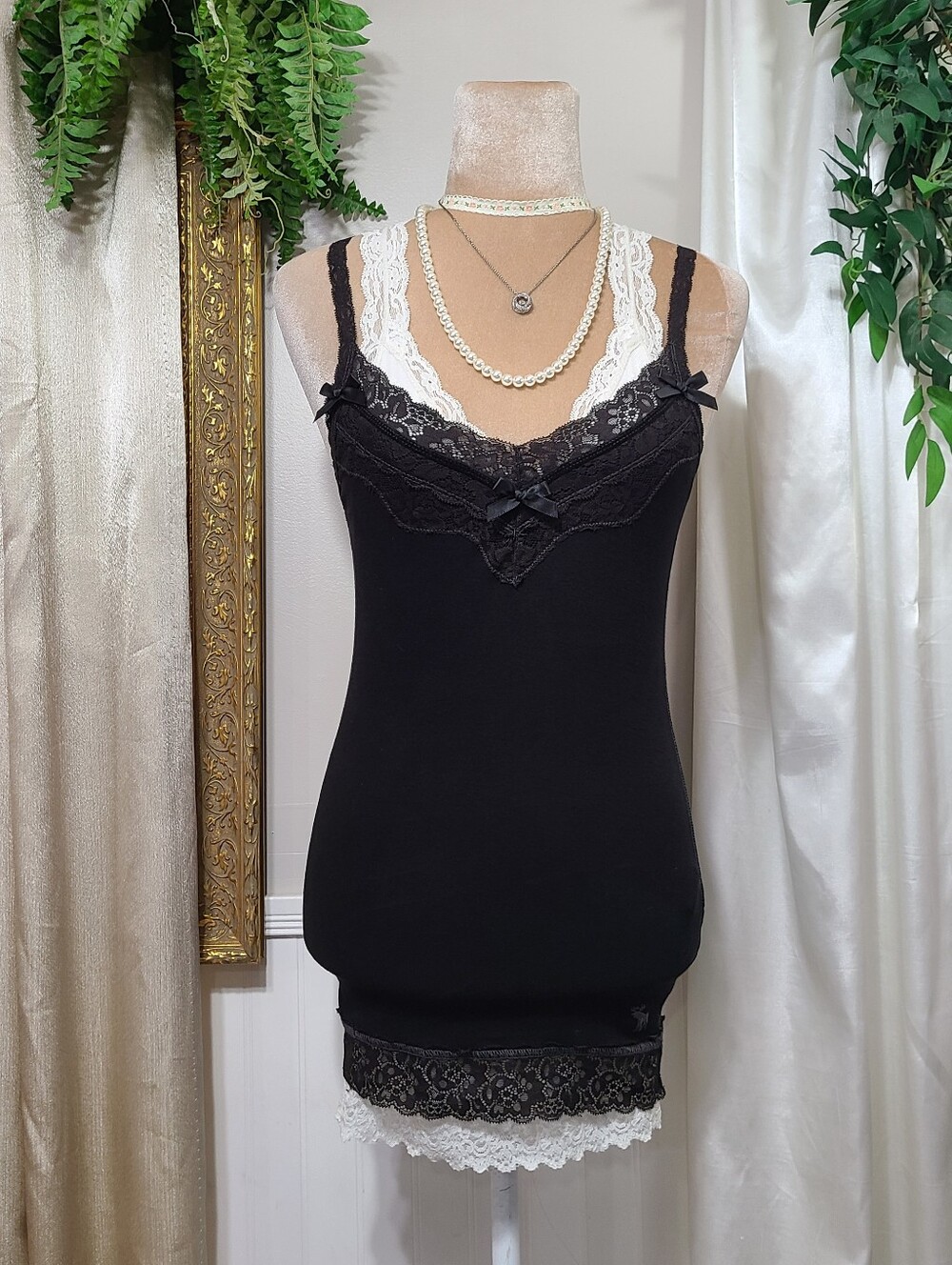 ♡ Y2K ♡ Abercrombie Black Lace Cami Rare Vintage 2000s Tank Top